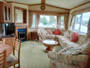 J&S Caravans - Q22 Beautiful Caravan for hire up to 6 people at Sand Le Mere Holiday Village